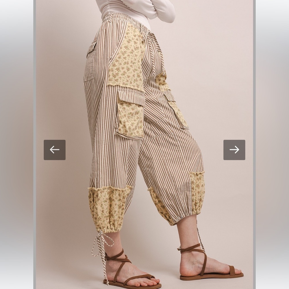 Blue velvet Floral Patchwork Striped cropped Pants - Picture 3 of 5